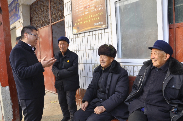 浚县县委常委、纪委书记单绍强深入农村调研婚丧嫁娶简办事宜