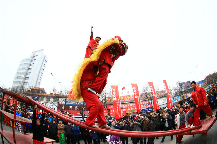 【纪检人·镜头】冬 至